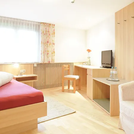 Fasten Hotel-pension Engel 酒店 西提索