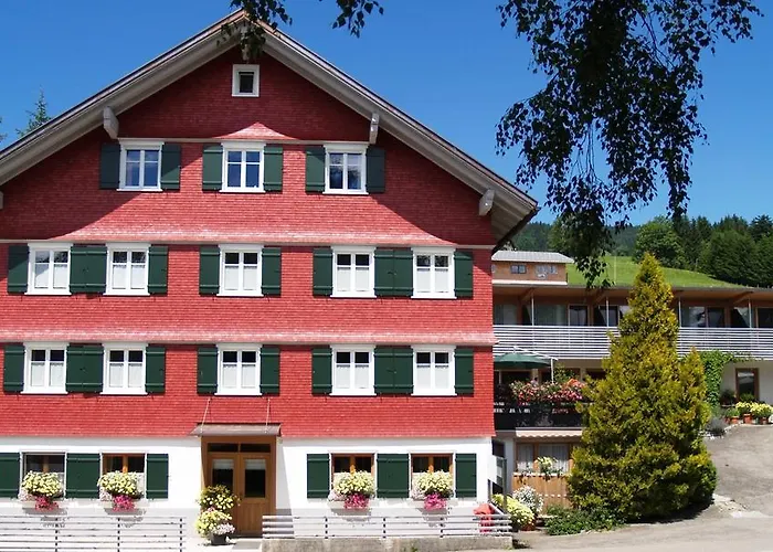 Отель Fasten Hotel-pension Engel 3*